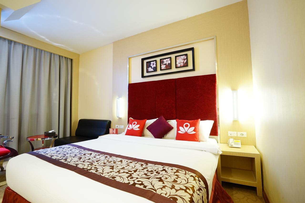 Zen Rooms Near Bcs Mall Penuin Batam Exterior photo