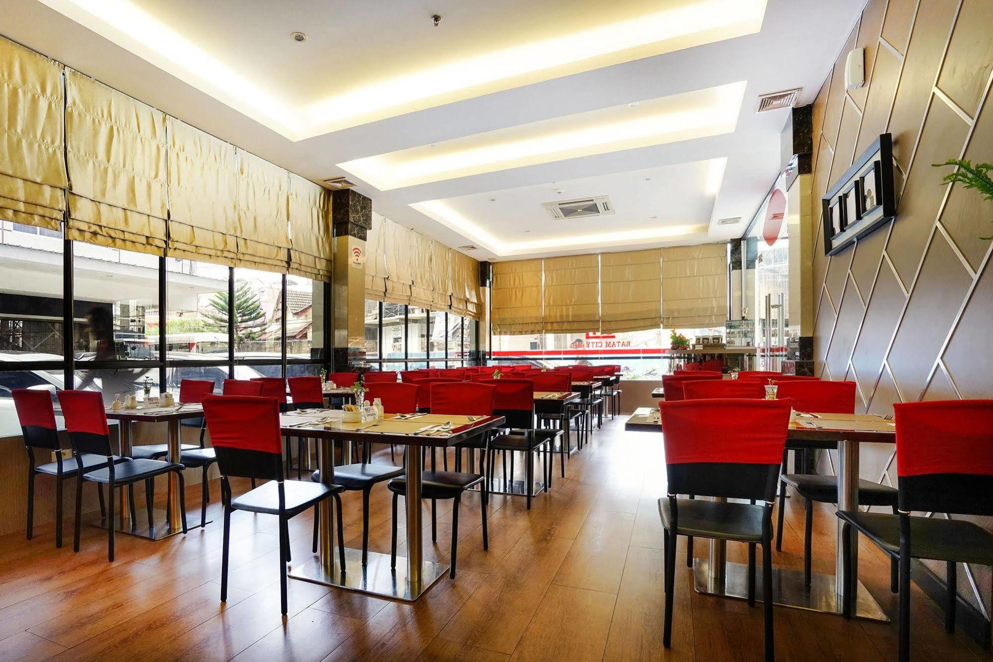Zen Rooms Near Bcs Mall Penuin Batam Exterior photo